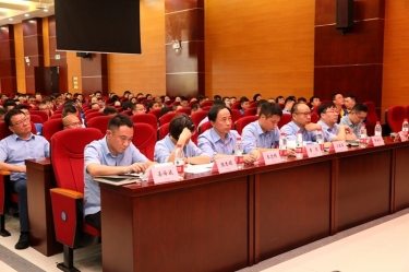 NG电子游戏纸业十四届品管圈原因剖析答辩会顺遂召开